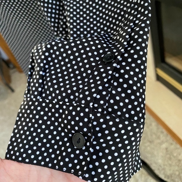 Liz Claiborne Polka Dot Button Down‎ Blouse Sz. XL - Picture 6 of 12
